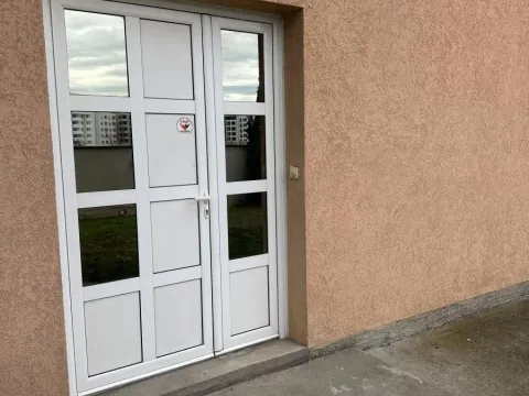 Prodaja, kuća, 375m², Pantelej, Niš - image 3