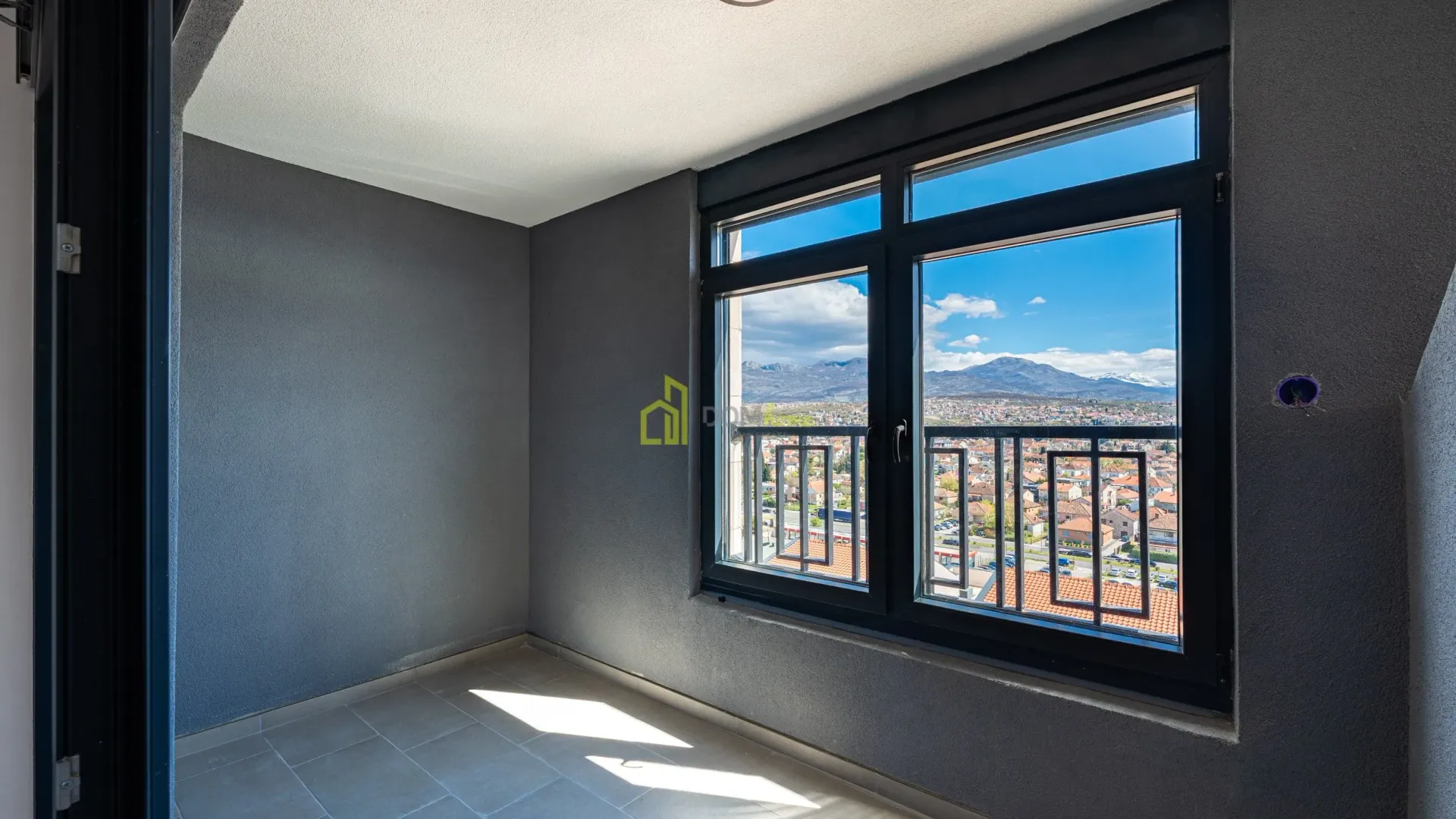 Prodaja, trosoban stan, 113m², Gorica C, Podgorica