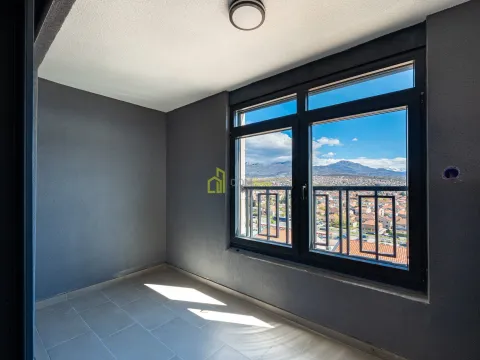 Sale, three bedroom apartment, 115m², Gorica C, Podgorica - image 9