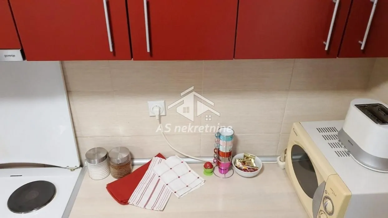 Rent, two bedroom apartment, 48m², Novi Beograd Blok 61, Novi Beograd Sve Podlokacije