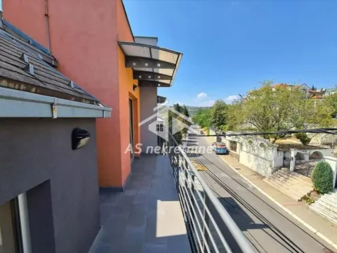 Izdavanje, četvorosoban stan, 115m², Savski Venac, Beograd - image 28