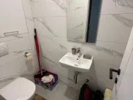 Izdavanje, dvosoban stan, 64m², Stari Aerodrom, Podgorica - image 8