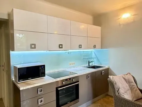 Sale, four bedroom apartment, 79m², Rozino, Budva - image 4