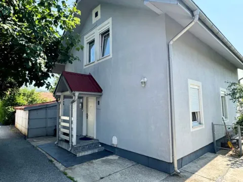 Kuća in Centar