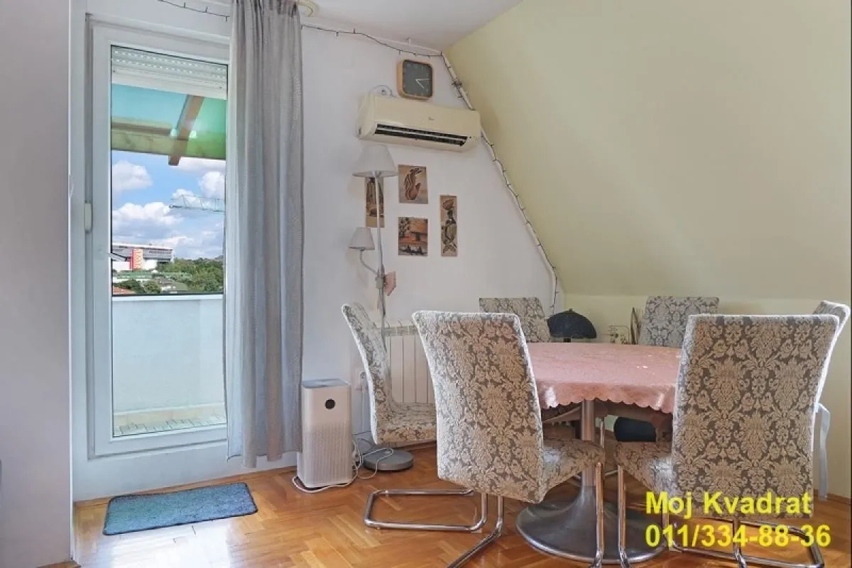 Prodaja, četvorosoban stan, 102m², Voždovac Sve Podlokacije, Beograd