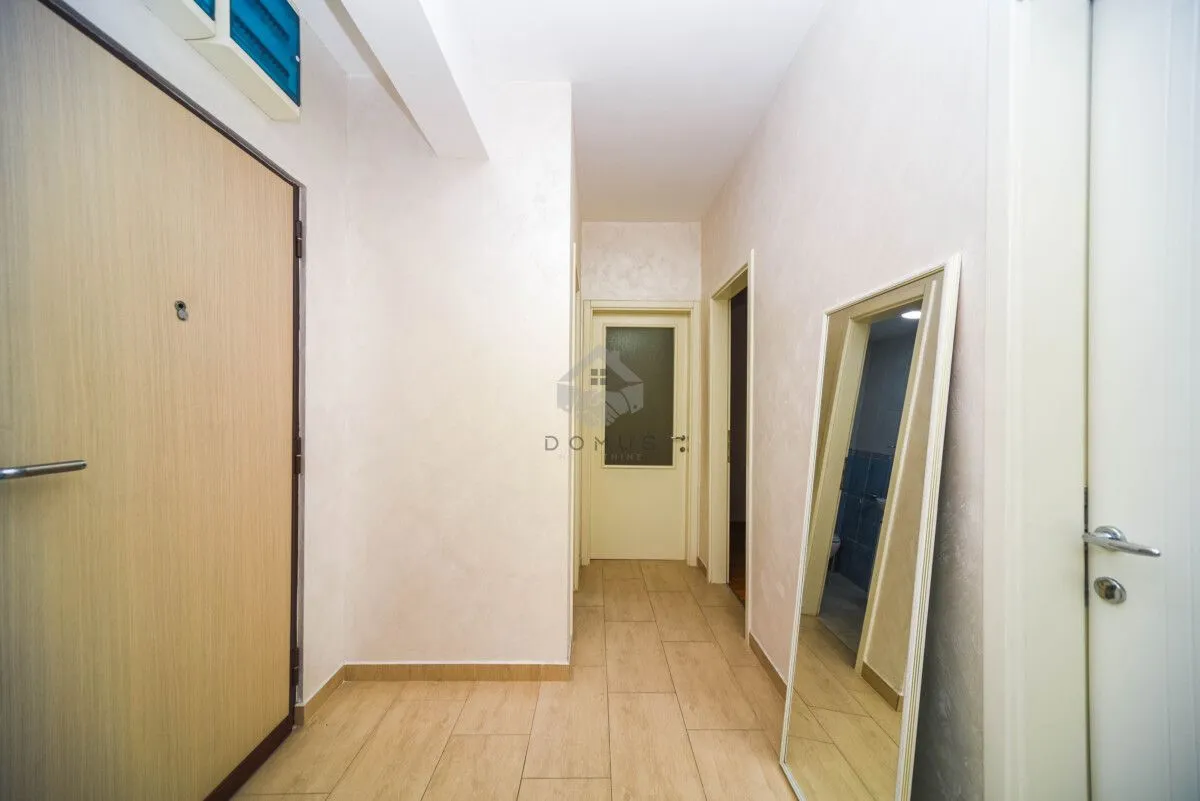 Izdavanje, trosoban stan, 95m², Preko Morače, Podgorica