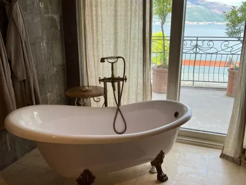 Prodaja, kuća, 252m², Krašići, Tivat - image 10