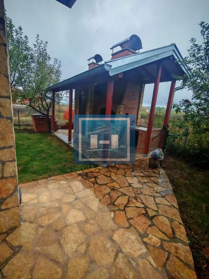 Prodaja, kuća, 204m², Gloždak, Paraćin