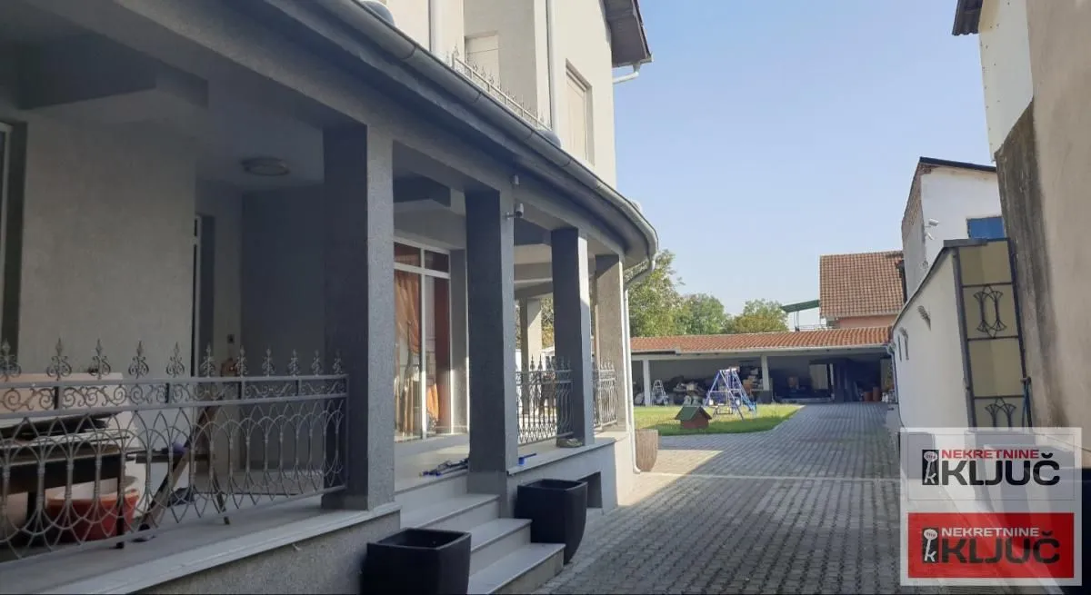 Rent, house, 1000m², Kać, Novi Sad Sve Podlokacije