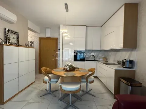 Sale, two bedroom apartment, 61m², Igalo, Herceg Novi - image 16