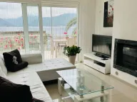 Izdavanje, dvosoban stan, 92m², Krašići, Tivat - image 1