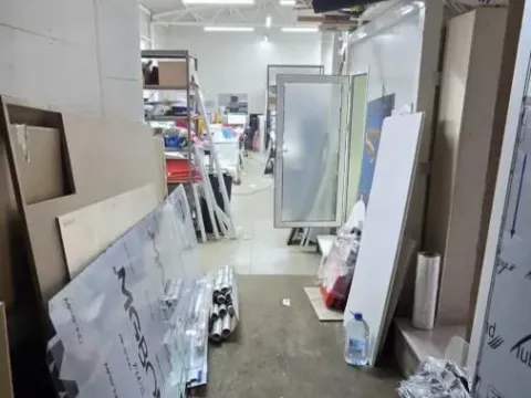 Izdavanje, poslovni prostor, 770m², Veternik, Novi Sad Sve Podlokacije - image 19