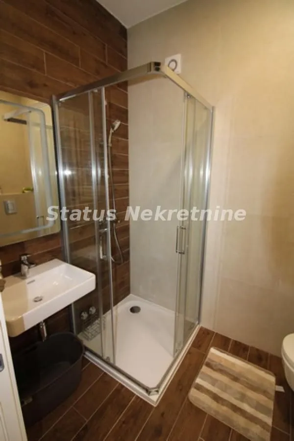 Izdavanje, trosoban stan, 63m², Telep, Novi Sad Sve Podlokacije