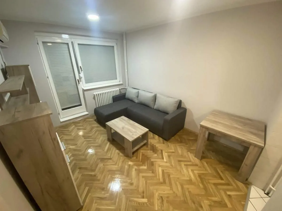 Izdavanje, jednosoban stan, 37m², Podbara, Novi Sad Sve Podlokacije