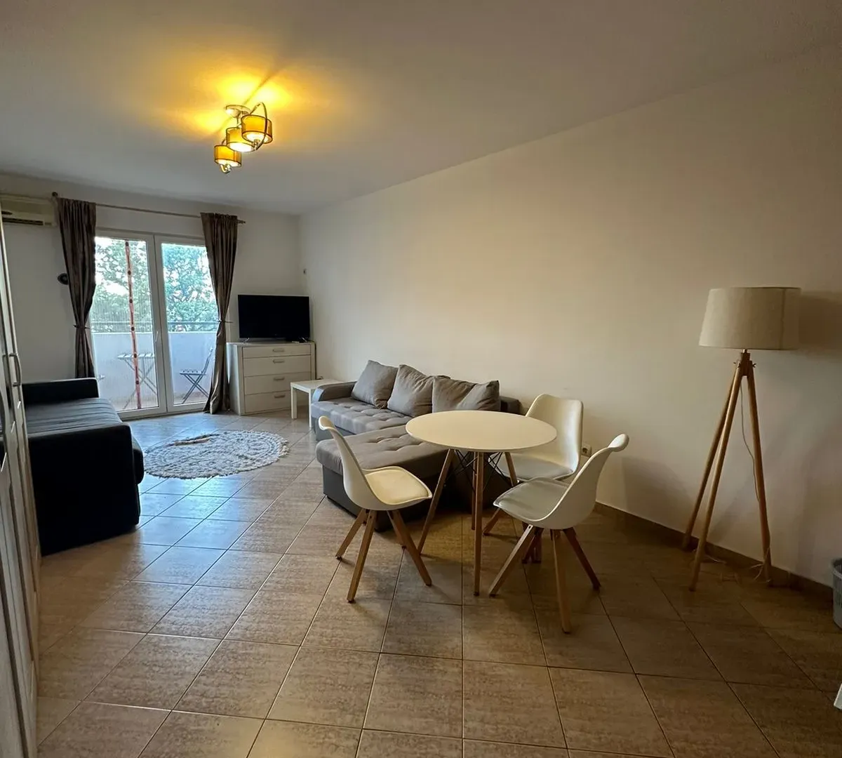Izdavanje, stan, 33m², Budva, Crna Gora