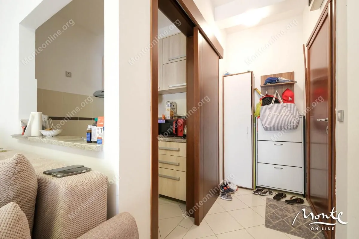 Sale, one bedroom apartment, 42m², Rozino, Budva