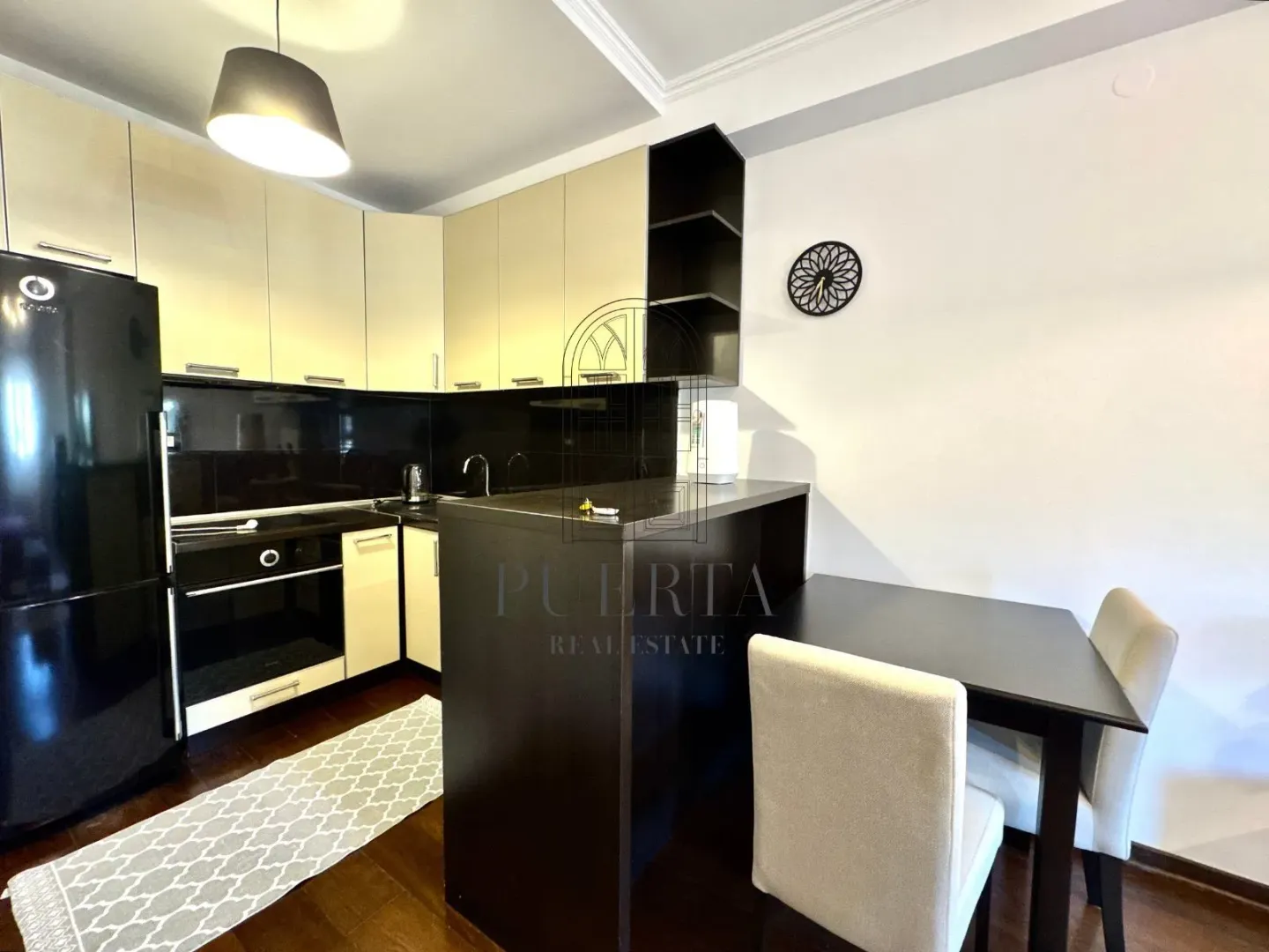 Izdavanje, jednosoban stan, 45m², Gorica C, Podgorica