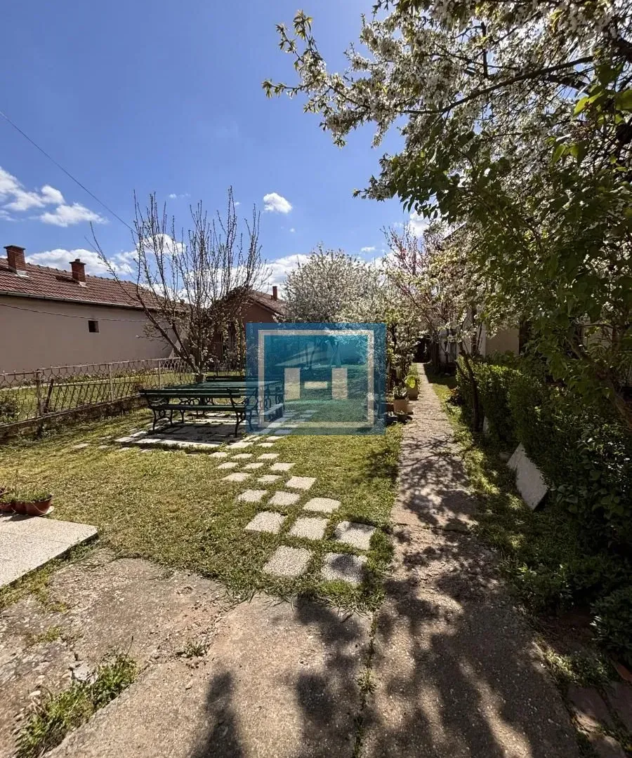 Prodaja, kuća, 344m², Levač, Jagodina