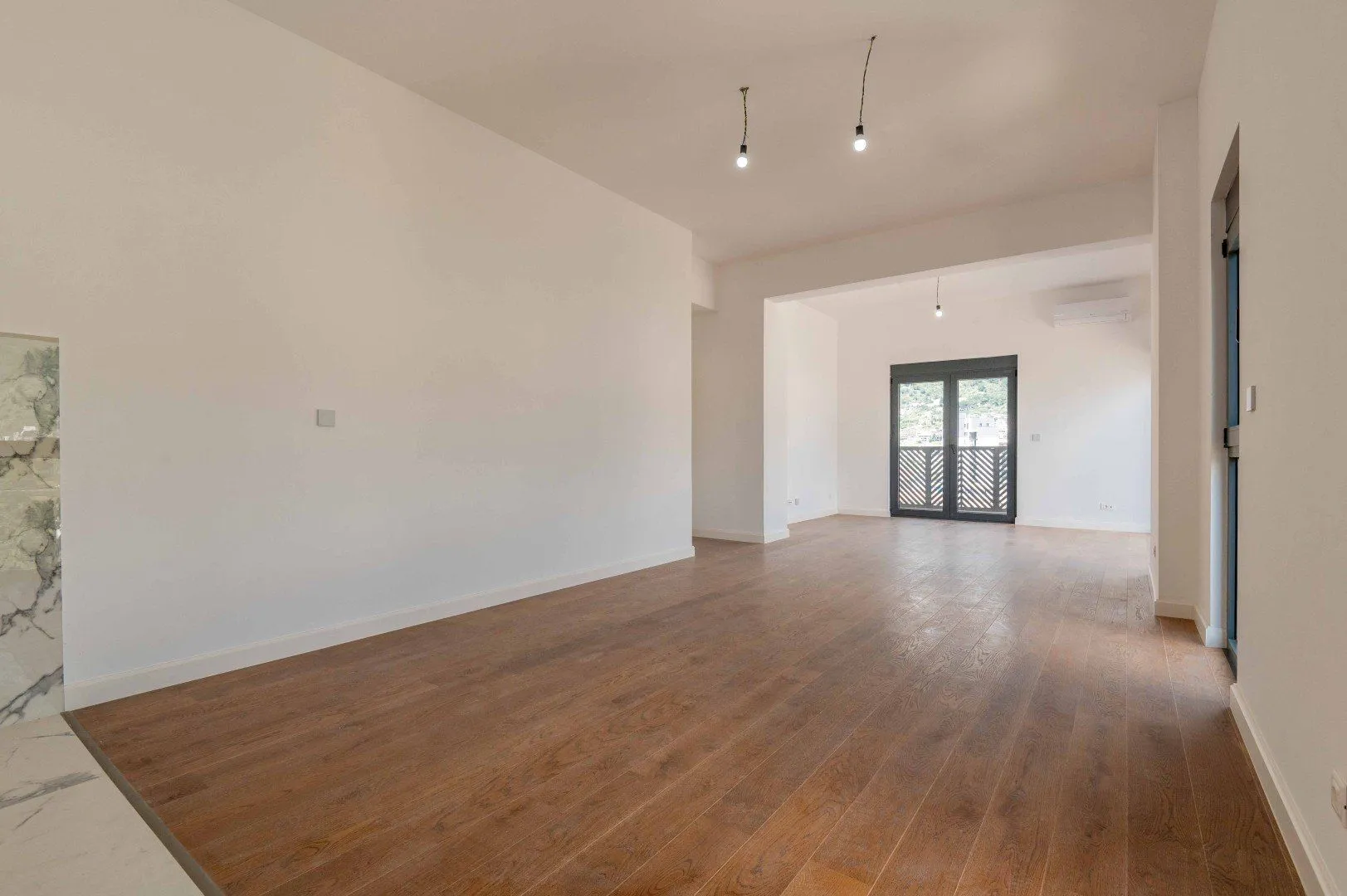 Sale, three bedroom apartment, 120m², Centar, Bar
