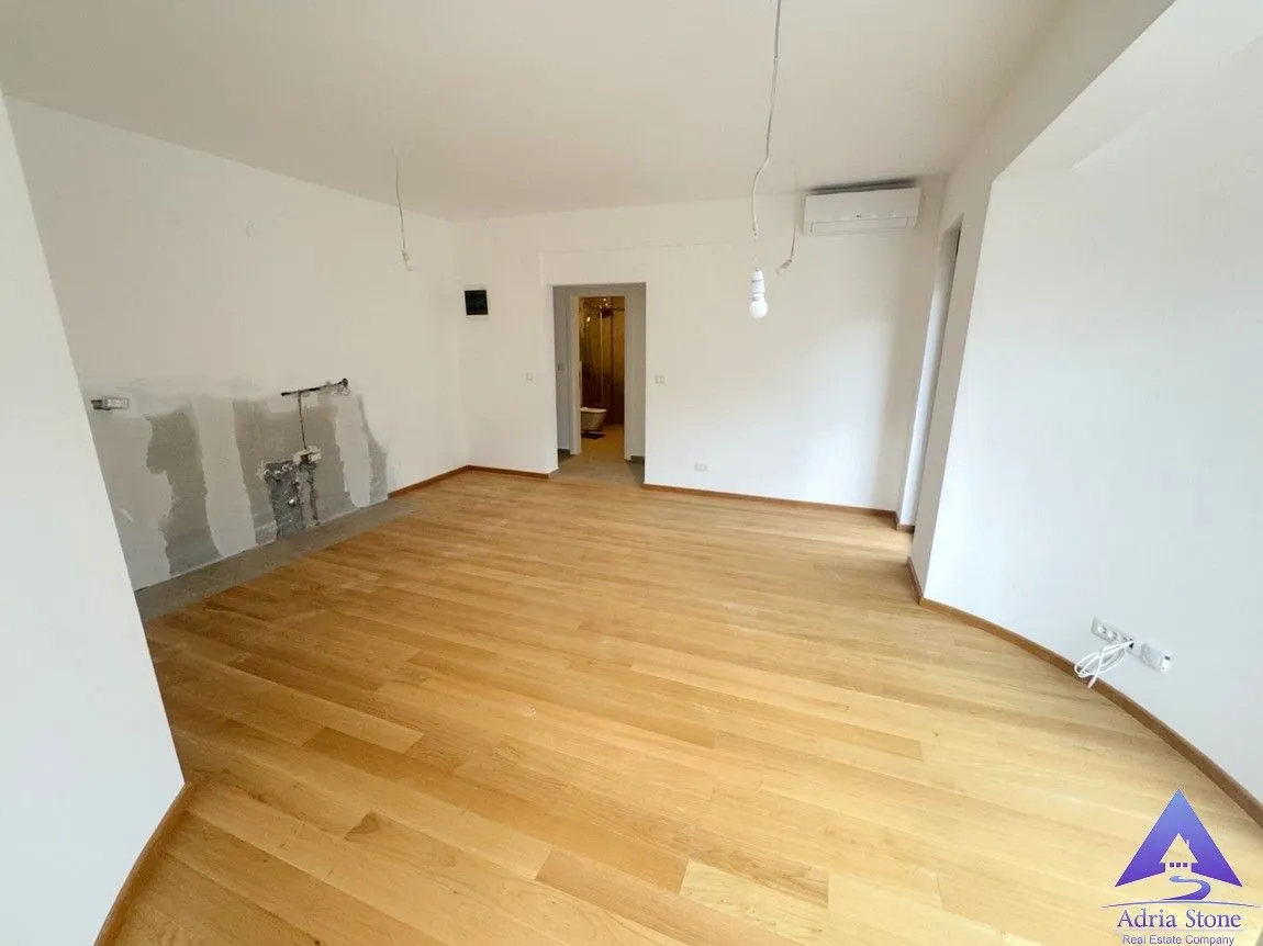 Sale, one bedroom apartment, 48m², Bečići, Budva