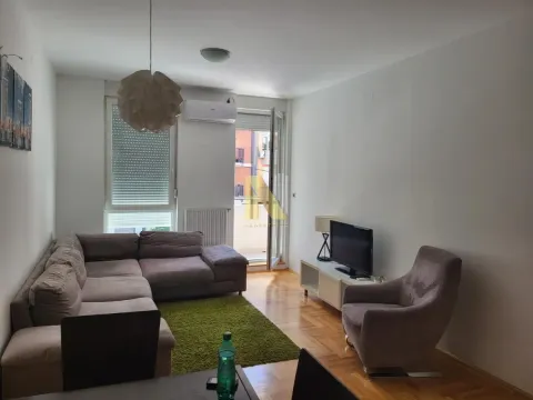 Stan in Nova Detelinara