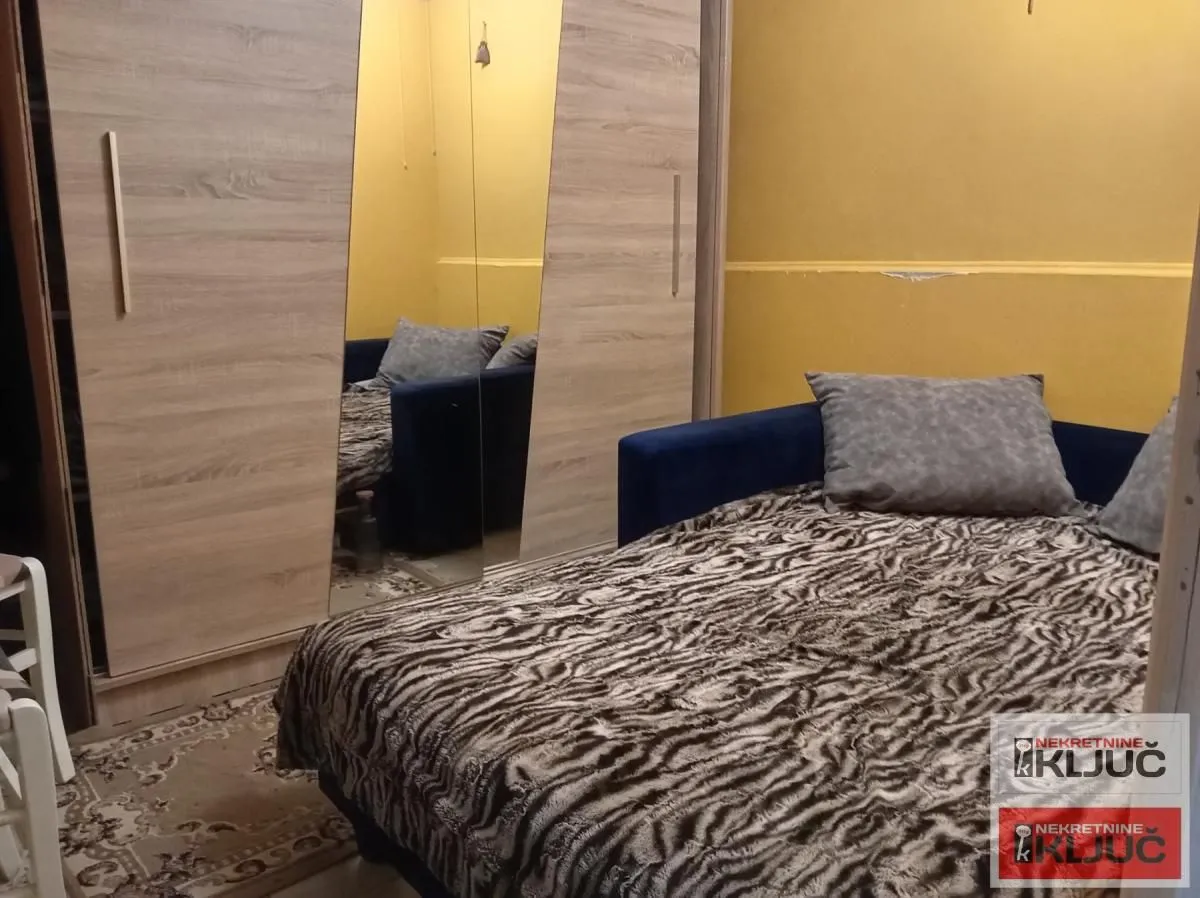 Prodaja, dvosoban stan, 54m², Bulevar Oslobodjenja, Novi Sad Sve Podlokacije