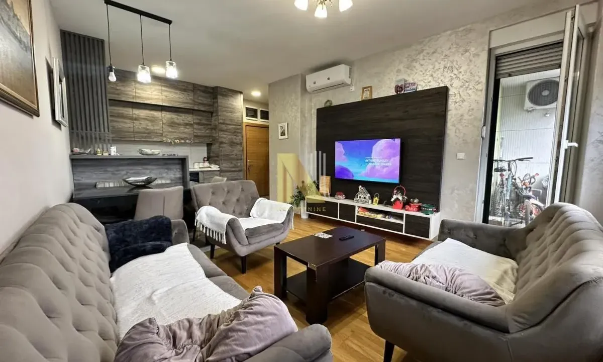 Sale, three bedroom apartment, 58m², Adamovićevo Naselje, Novi Sad Sve Podlokacije
