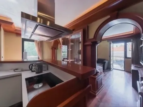 Sale, two bedroom apartment, 90m², Dobrota, Kotor - image 6