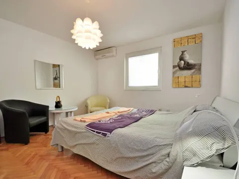 Prodaja, kuća, 350m², Tivat, Crna Gora - image 2