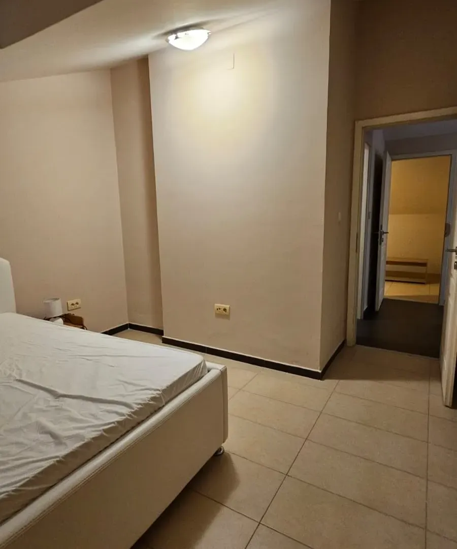 Prodaja, dvosoban stan, 80m², Ljubović, Podgorica