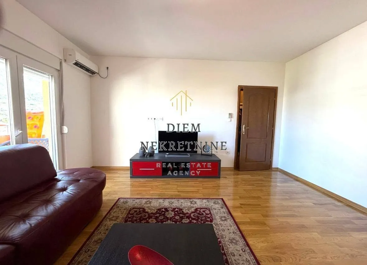Rent, one bedroom apartment, 57m², Ilino, Bar