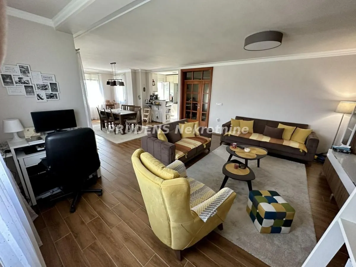 Prodaja, kuća, 110m², Dobanovci, Surčin