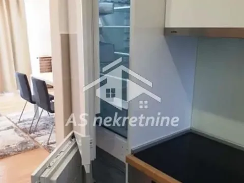 Izdavanje, trosoban stan, 72m², Novi Beograd Blok 67, Novi Beograd Sve Podlokacije - image 15