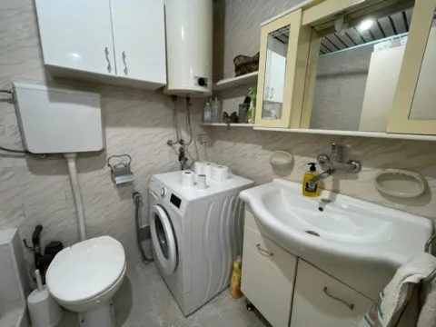 Sale, one bedroom apartment, 45m², Velji Vinogradi, Budva - image 10
