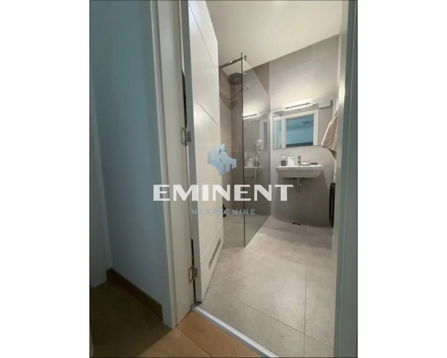 Izdavanje, dvosoban stan, 42m², Novi Beograd Blok 65, Novi Beograd Sve Podlokacije