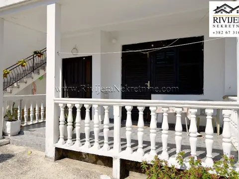 Prodaja, kuća, 187m², Igalo, Herceg Novi