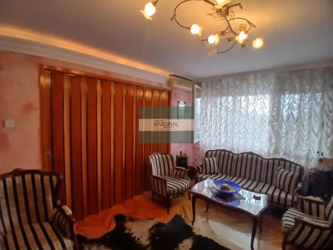 Prodaja, trosoban stan, 73m², Centar, Jagodina - image 32