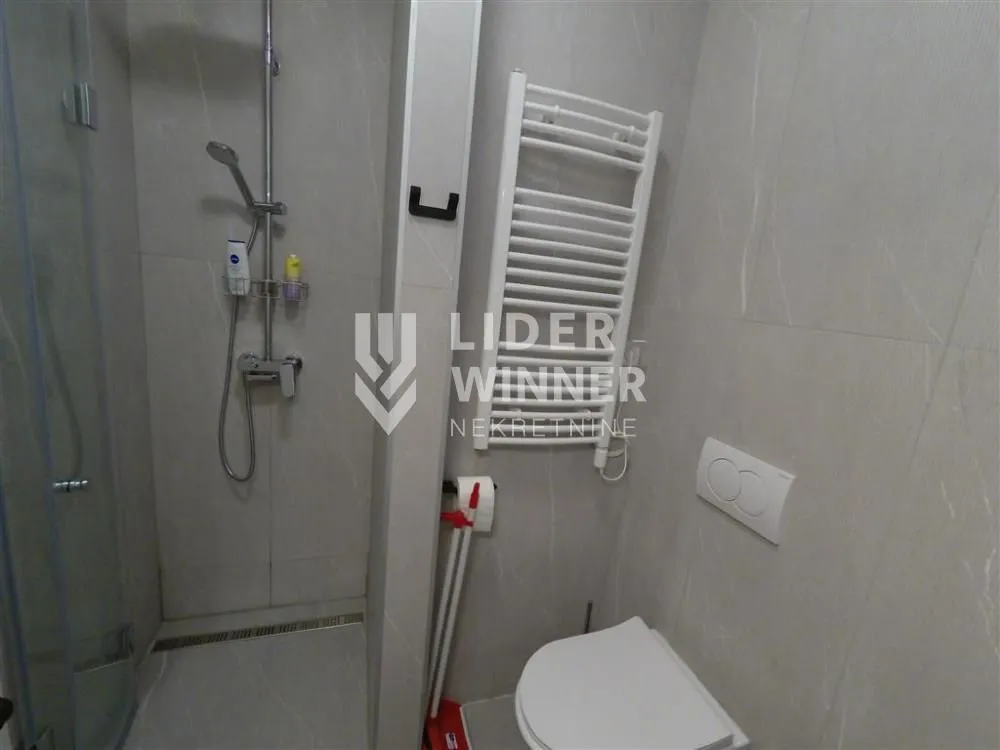 Sale, three bedroom apartment, 68m², Savski Venac, Beograd