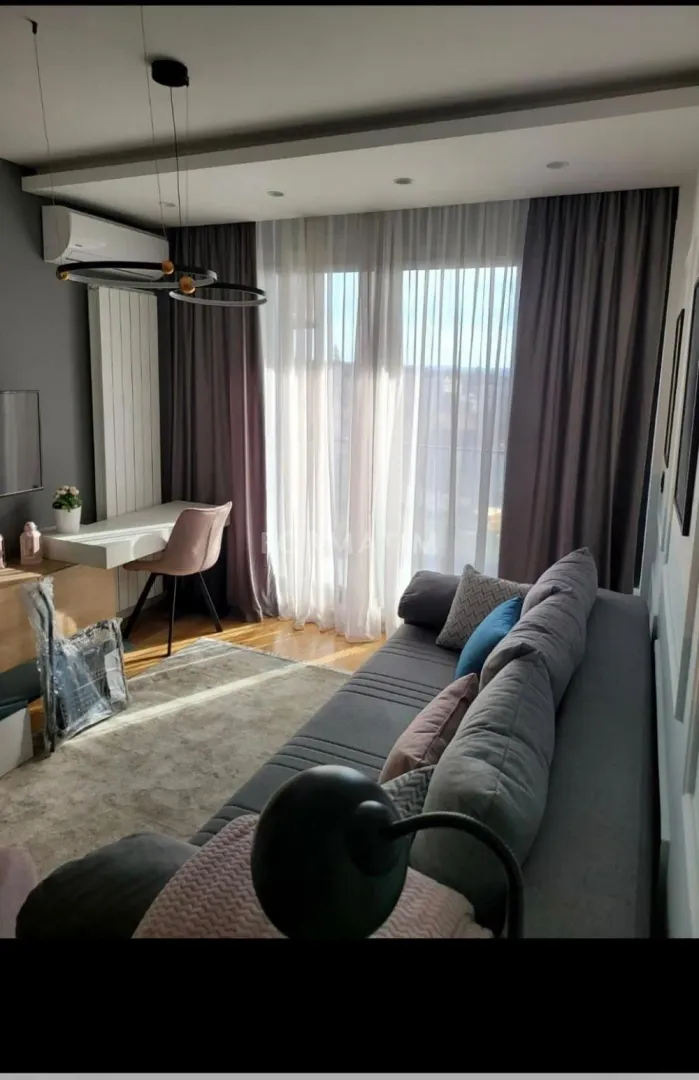 Izdavanje, dvosoban stan, 40m², Banjica, Voždovac Sve Podlokacije