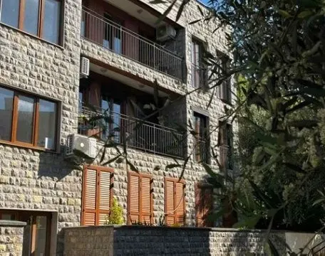 Sale, one bedroom apartment, 54m², Petrovac, Budva - image 12
