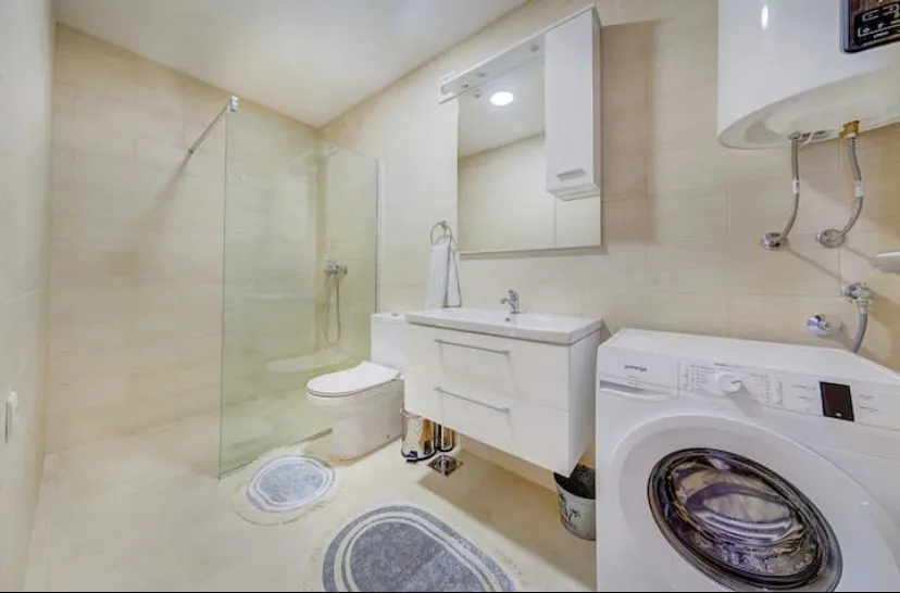 Izdavanje, jednosoban stan, 40m², Pobrežje, Podgorica