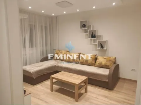 Izdavanje, trosoban stan, 67m², Novi Beograd Blok 70, Novi Beograd Sve Podlokacije - image 2