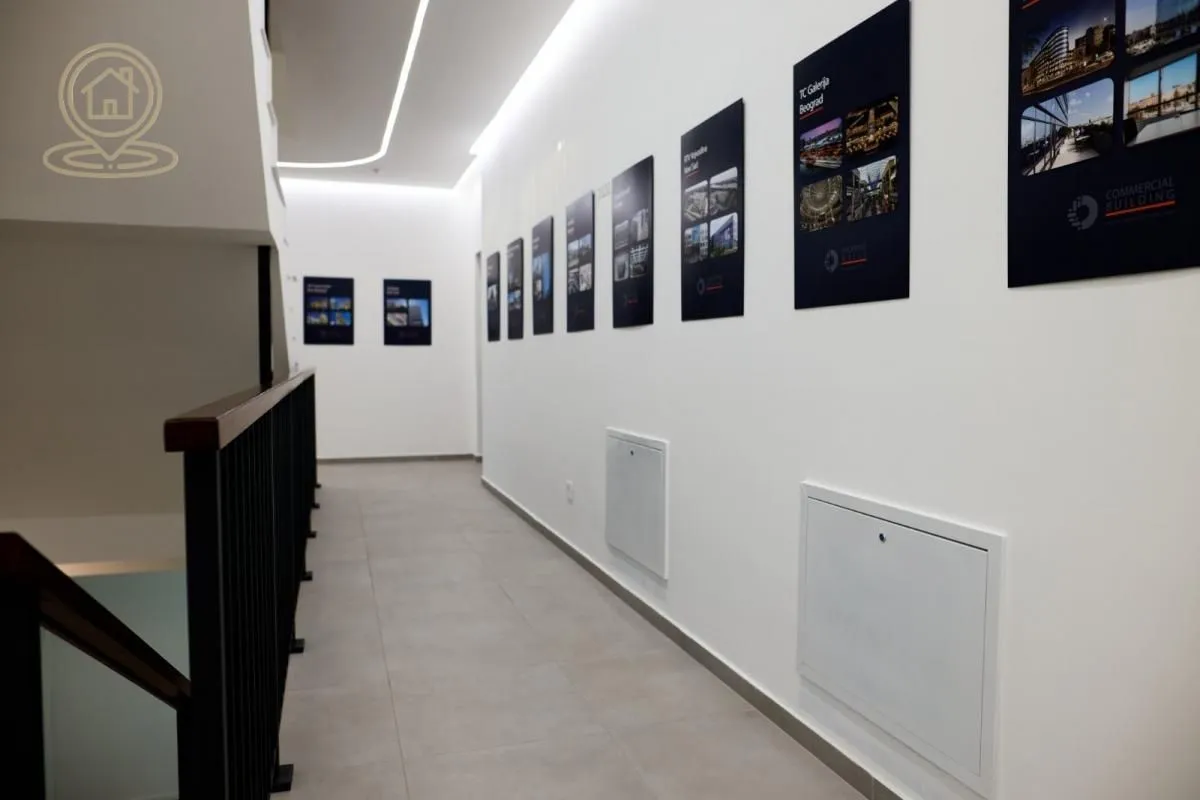 Rent, office space, 570m², Petrovaradin, Novi Sad