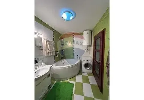 Sale, two bedroom apartment, 90m², Budva, Crna Gora - image 9