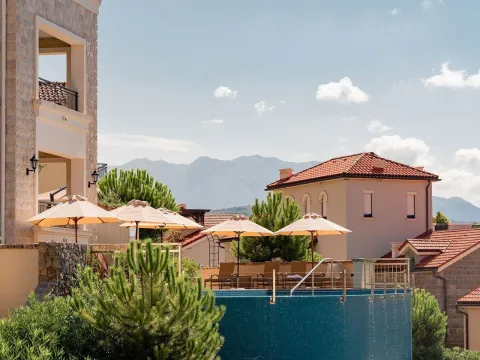 Prodaja, jednosoban stan, 61m², Tivat, Crna Gora - image 2