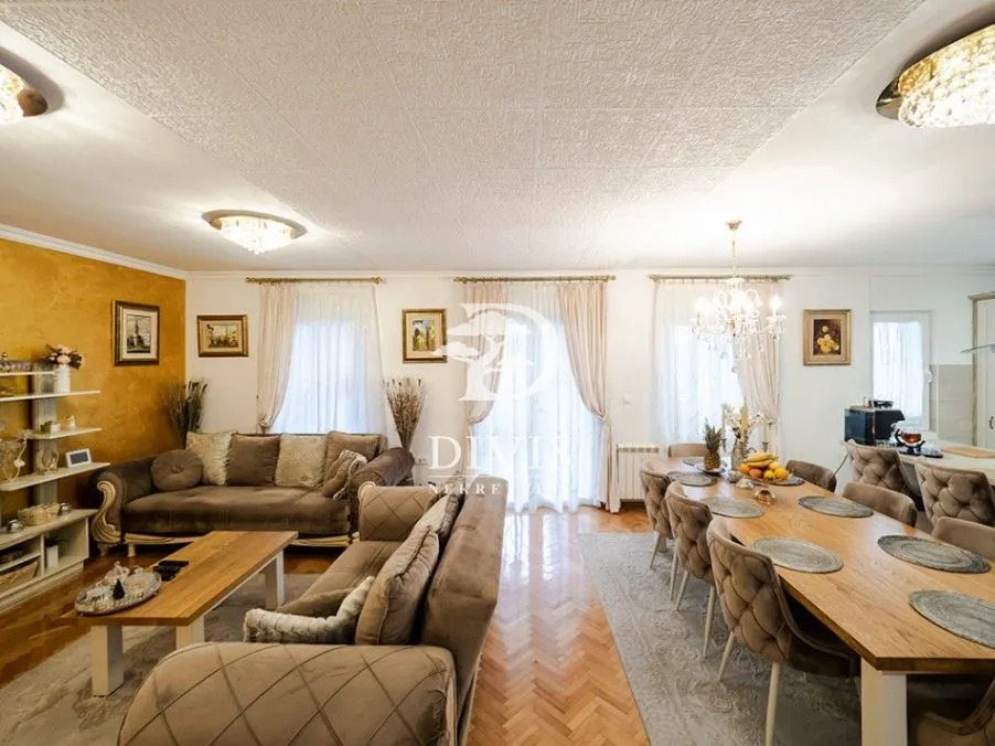 Sale, apartment, 500m², Voždovac Sve Podlokacije, Beograd