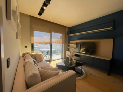 Izdavanje, jednosoban stan, 46m2, Donja Lastva, Tivat Izdavanje, jednosoban stan, 46m2, Donja Lastva, Tivat