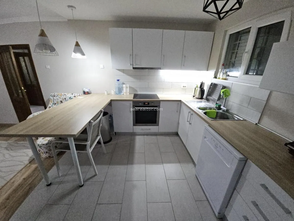 Prodaja, kuća, 220m², Centar, Tivat