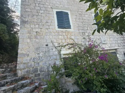 Prodaja, kuća, 180m², Kamenari, Herceg Novi - image 3
