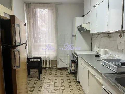 Rent, three bedroom apartment, 84m², Kalenić Pijaca, Vračar Sve Podlokacije - image 7